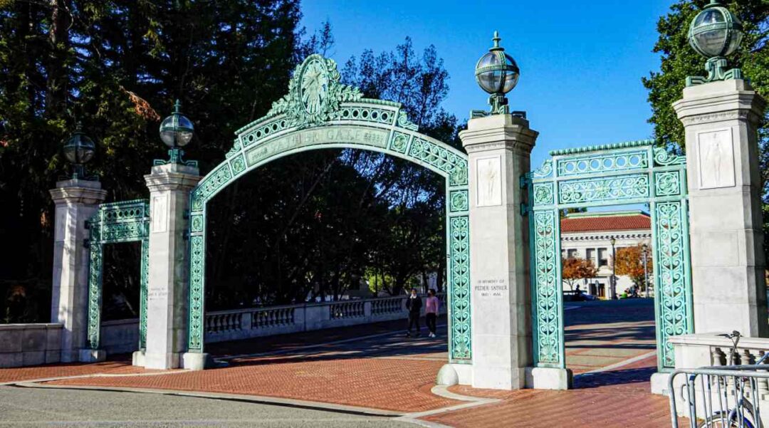 how-do-uc-berkeley-and-ucla-s-admission-criteria-differ
